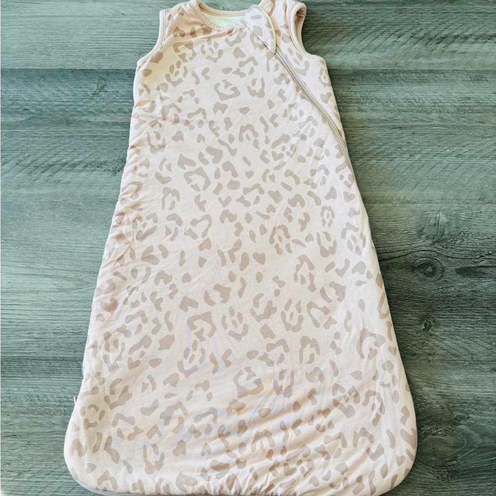 Kyte BABY Cream and Light Taupe Leopard Print Sleep Sack